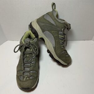 Vasque VST Gore-Tex Waterproof Hiking Boot